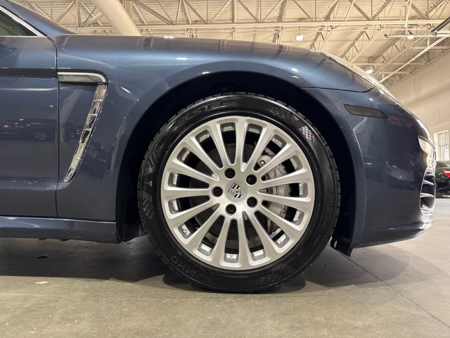 2014 Porsche Panamera S Image 31 of 85