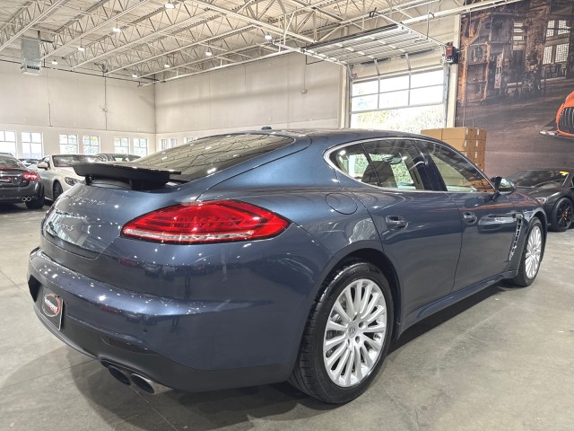 2014 Porsche Panamera S Image 12 of 85