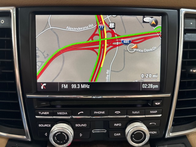 2014 Porsche Panamera S Image 66 of 85