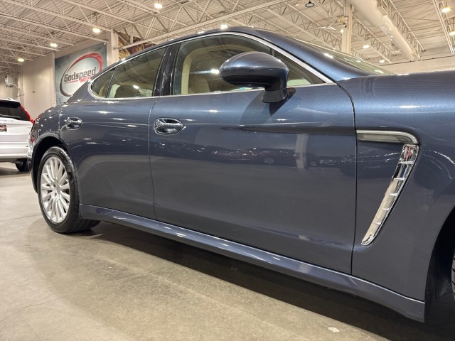 2014 Porsche Panamera S Image 23 of 85