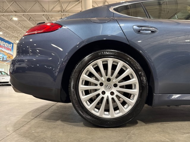 2014 Porsche Panamera S Image 32 of 85