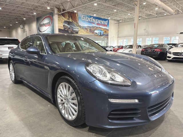 2014 Porsche Panamera S Image 7 of 85