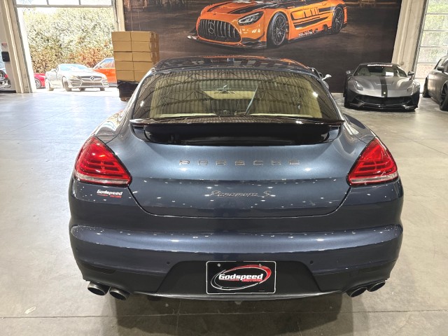 2014 Porsche Panamera S Image 37 of 85