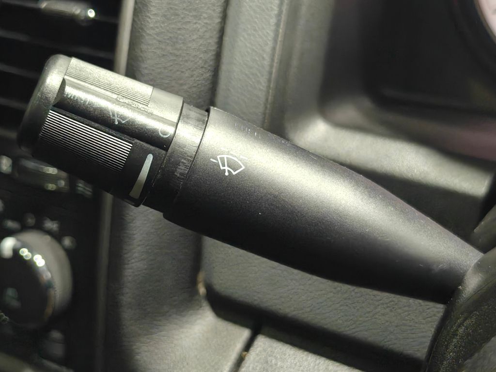 Vehicle image 42 of 48