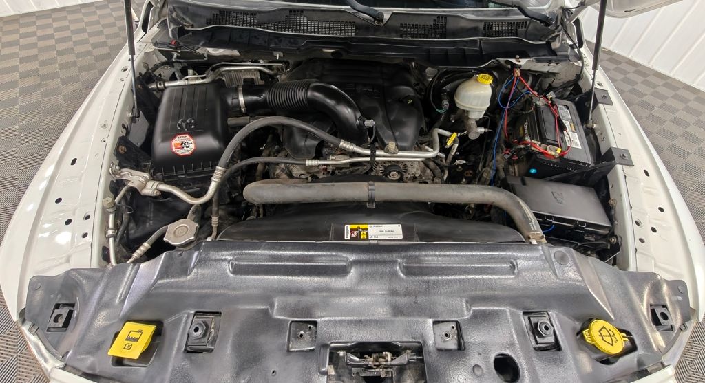 Vehicle image 14 of 48