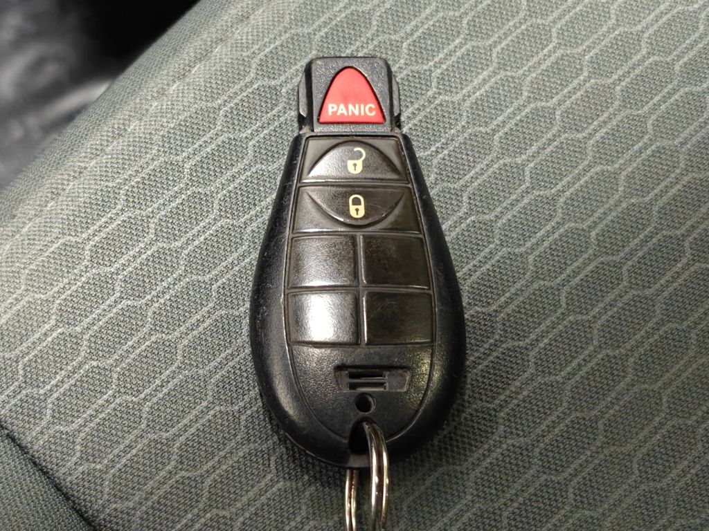 Vehicle image 35 of 48