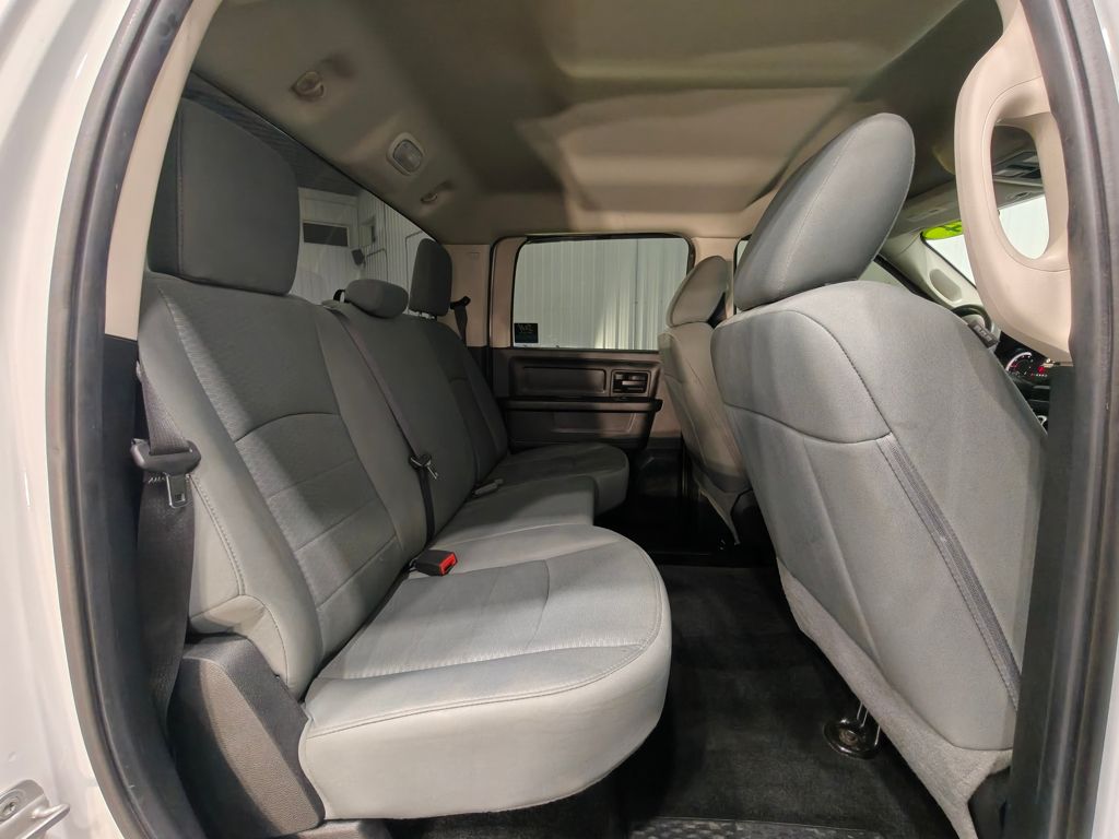 Vehicle image 20 of 48