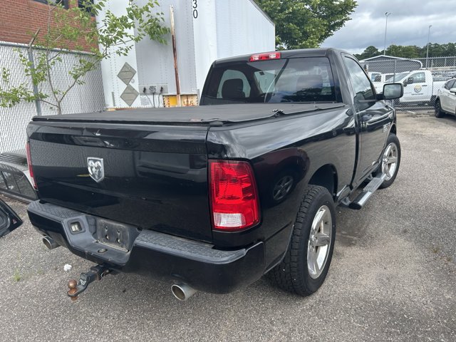 Vehicle image 7 of 14