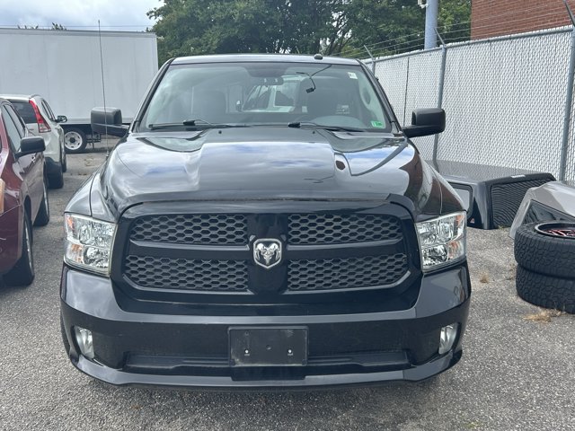 Vehicle image 4 of 14