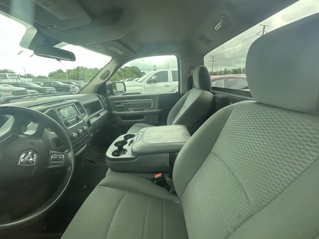 Vehicle image 13 of 14