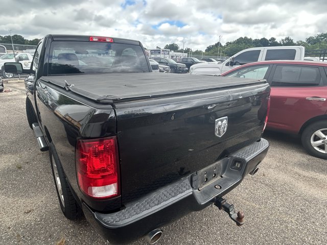 Vehicle image 8 of 14