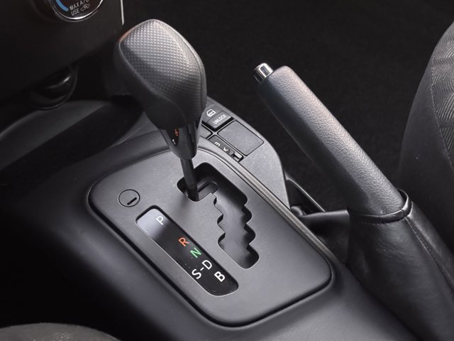 Vehicle image 11 of 28