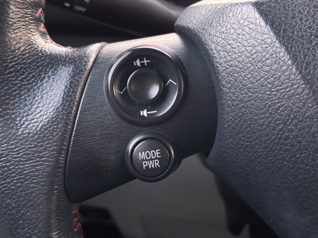 Vehicle image 15 of 28