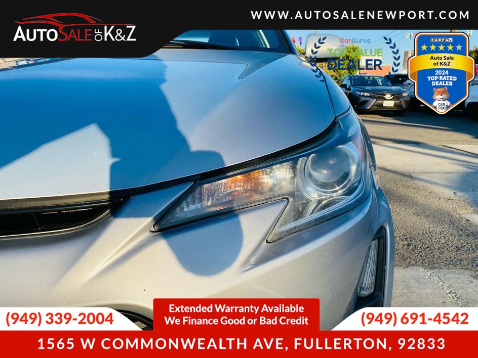 Vehicle image 4 of 6