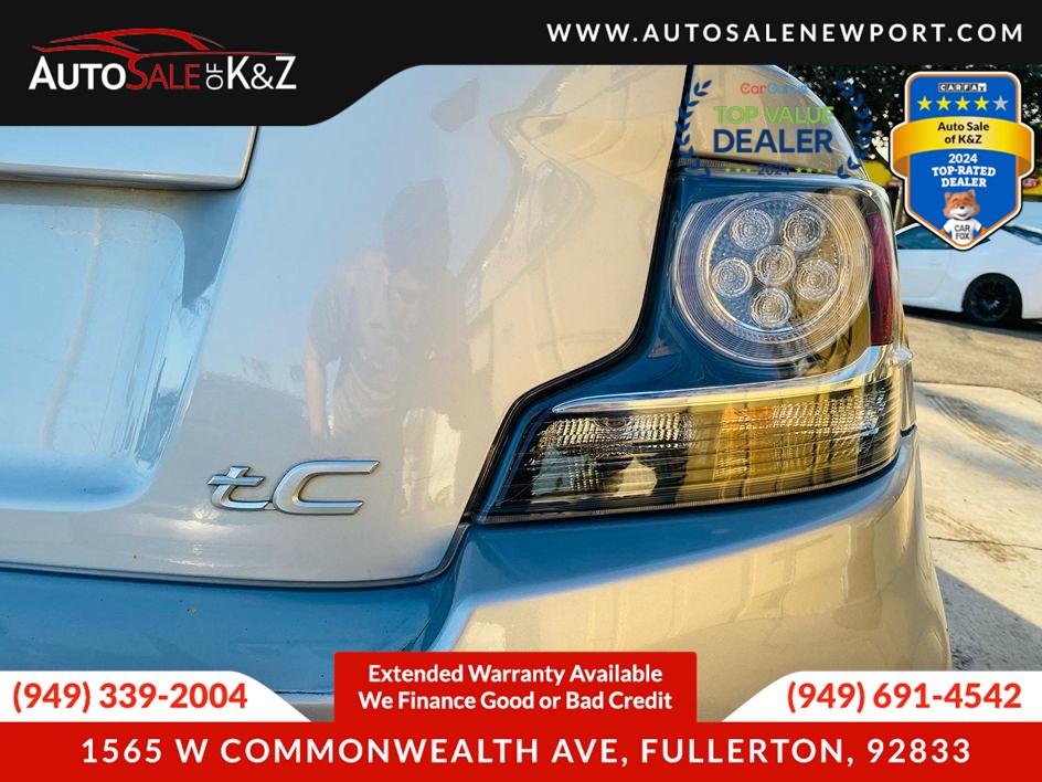 Vehicle image 5 of 6