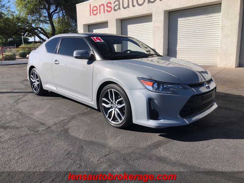 Vehicle image 6 of 21