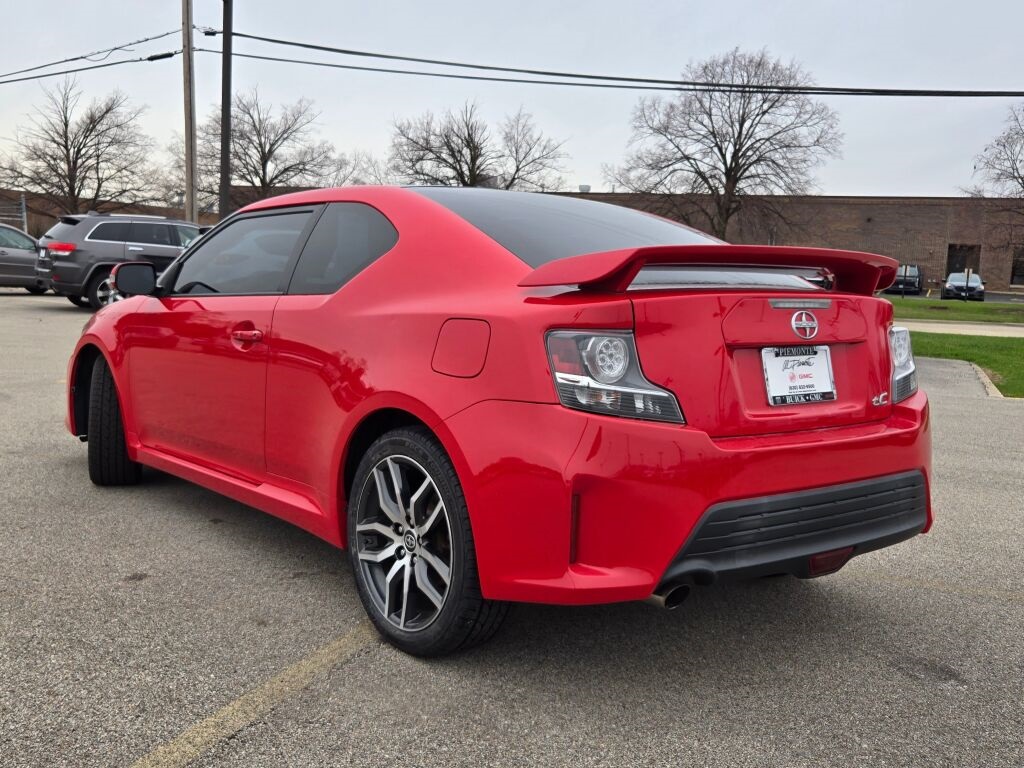 Vehicle image 6 of 24