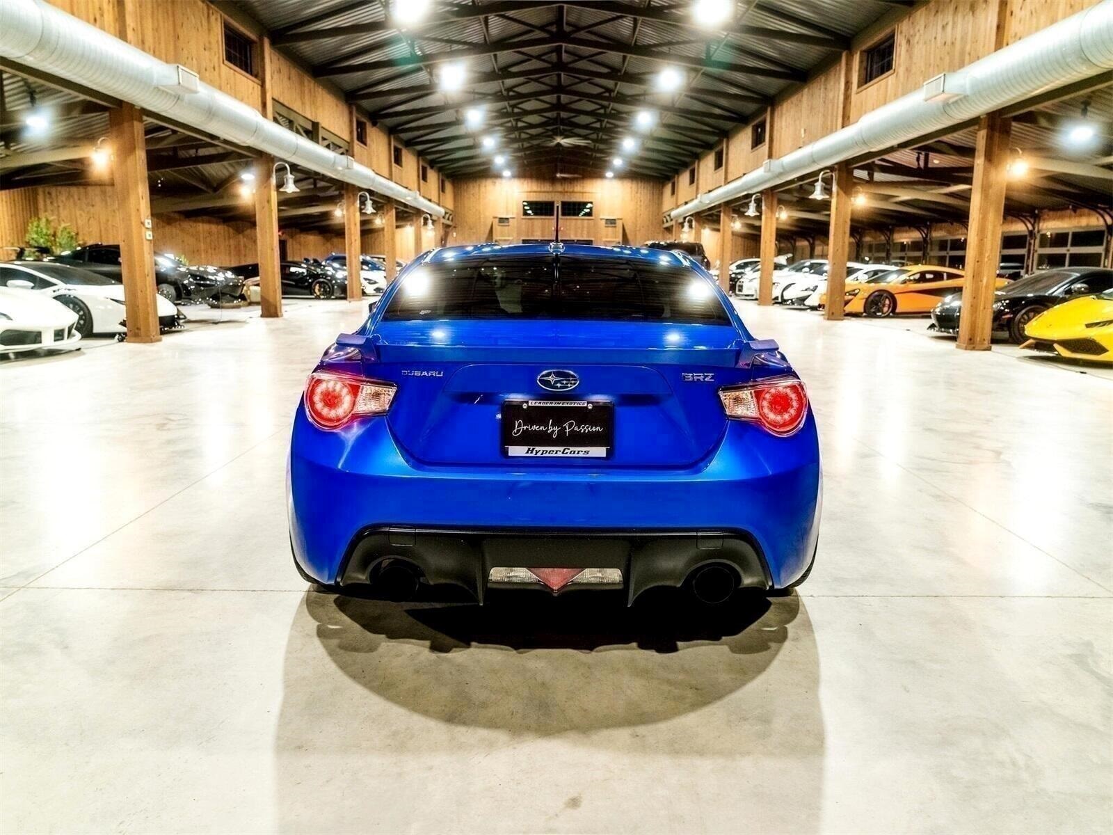 Vehicle image 13 of 44