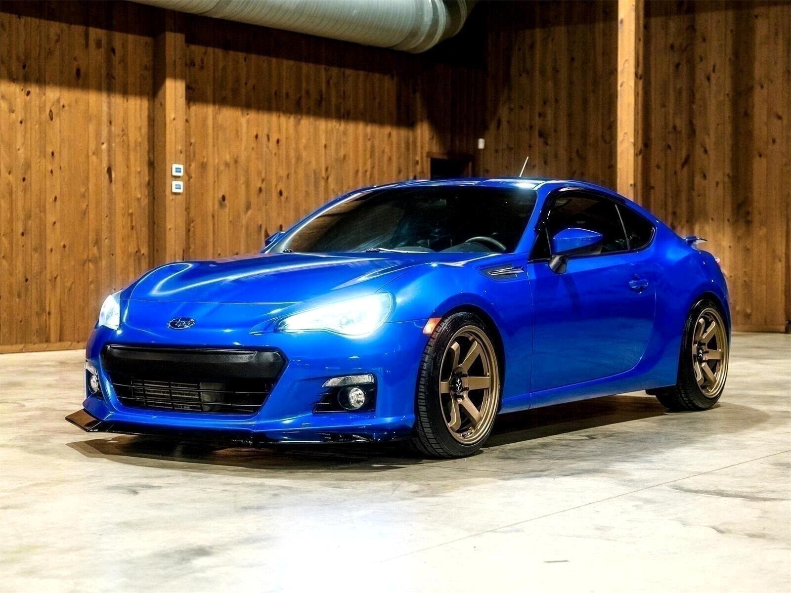 Vehicle image 1 of 44