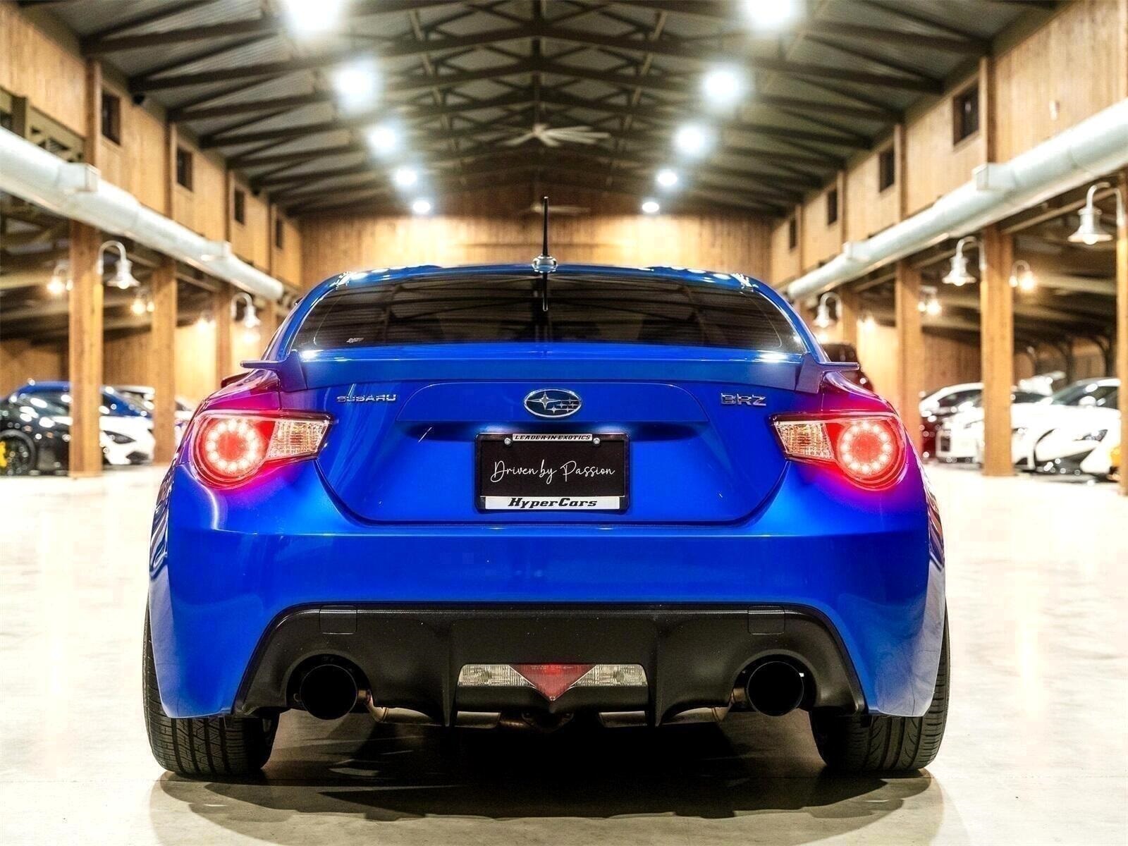 Vehicle image 14 of 44