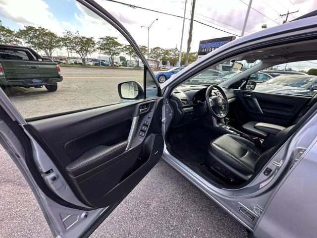 2014 Subaru Forester 2.0XT Touring Image 10 of 52