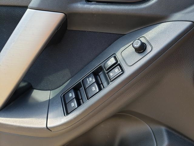 2014 Subaru Forester 2.5i Image 22 of 27