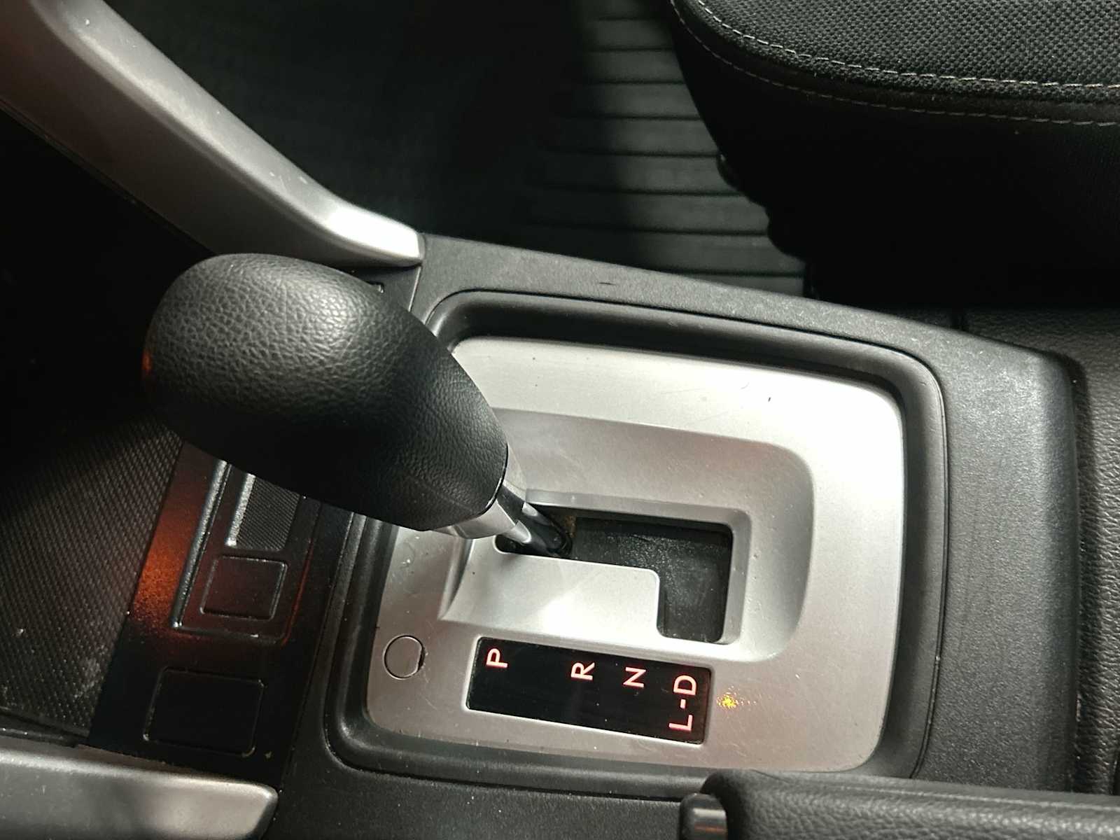 2014 Subaru Forester 2.5i Image 26 of 32