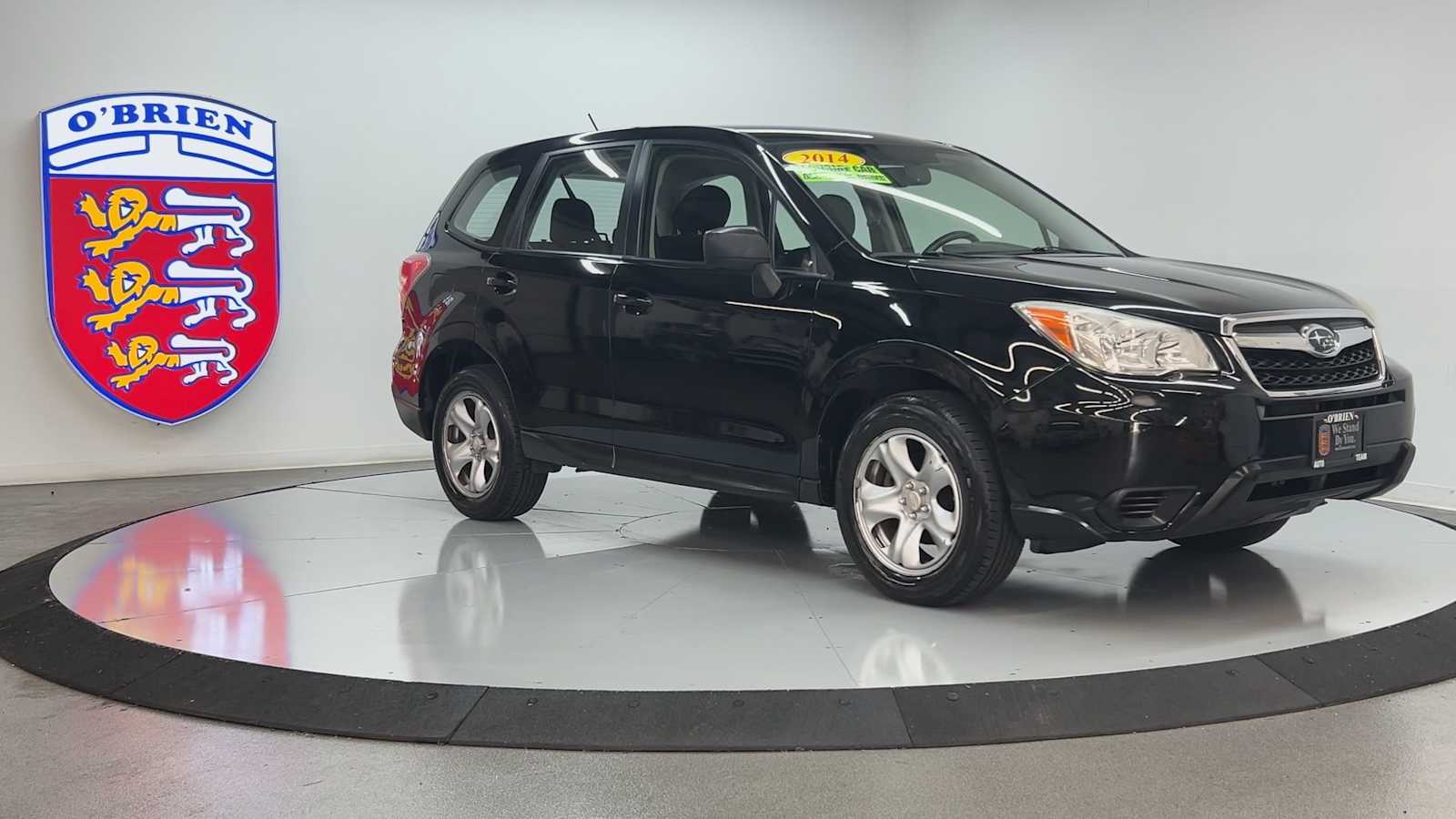 2014 Subaru Forester 2.5i Image 3 of 32