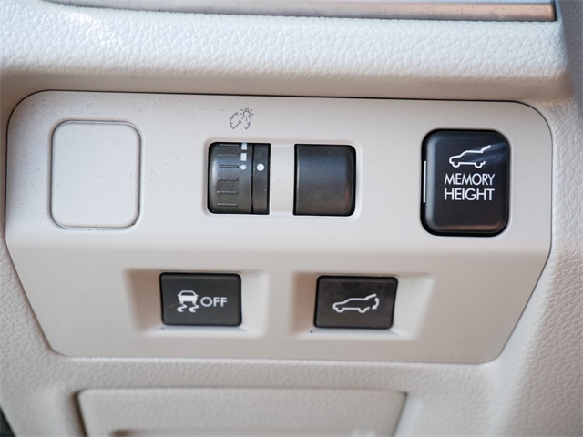 2014 Subaru Forester 2.5i Limited Image 26 of 27