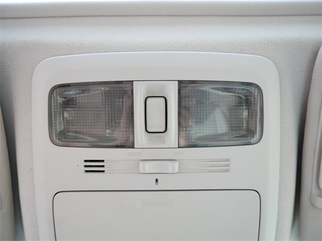 2014 Subaru Forester 2.5i Limited Image 20 of 27