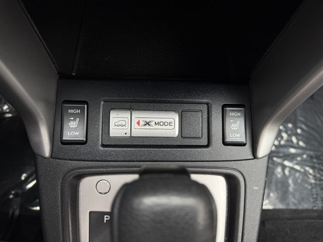 2014 Subaru Forester 2.5i Limited Image 9 of 13