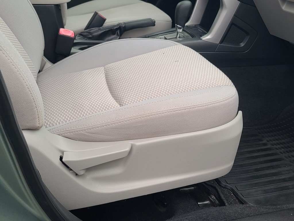 Vehicle image 10 of 29