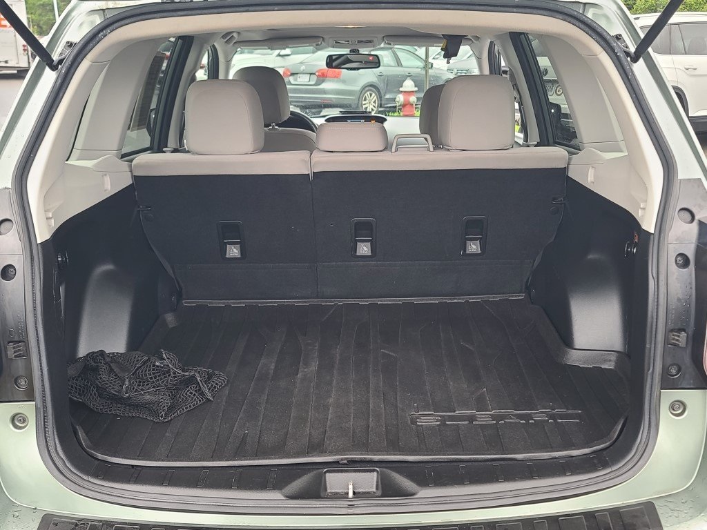 Vehicle image 6 of 29