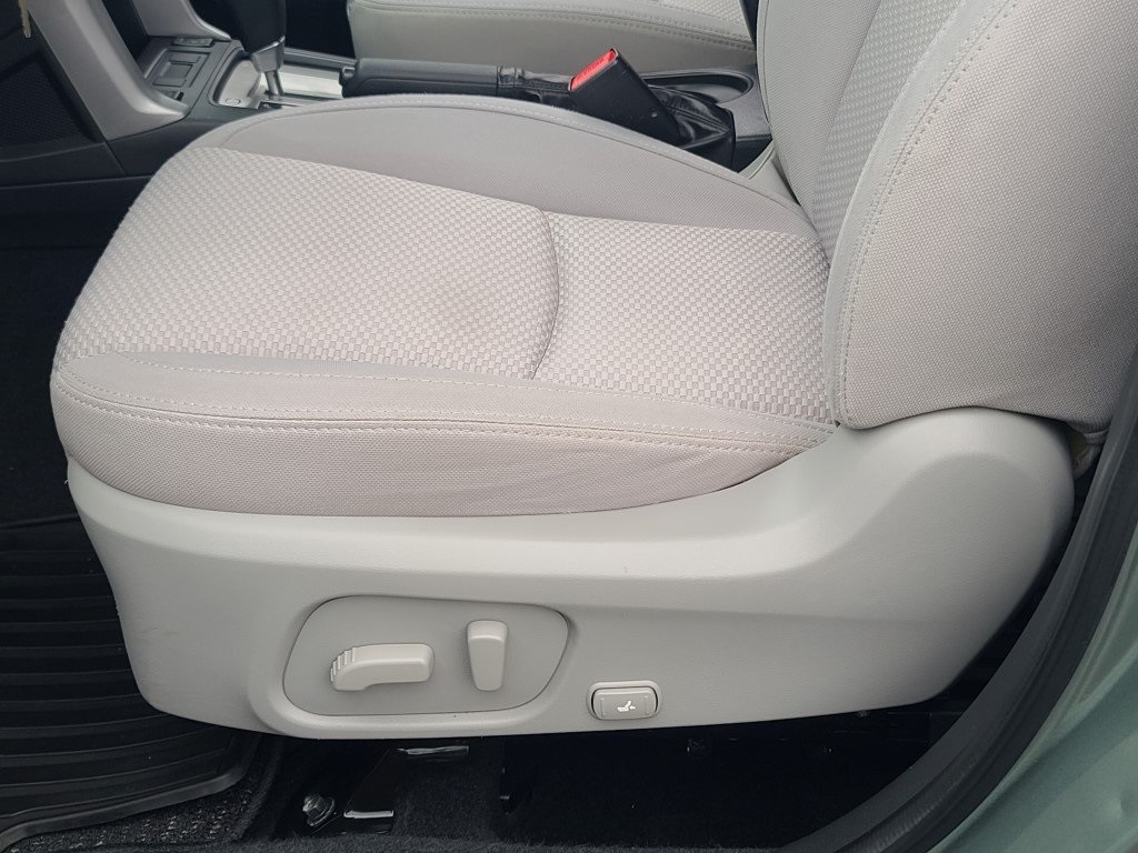 Vehicle image 28 of 29