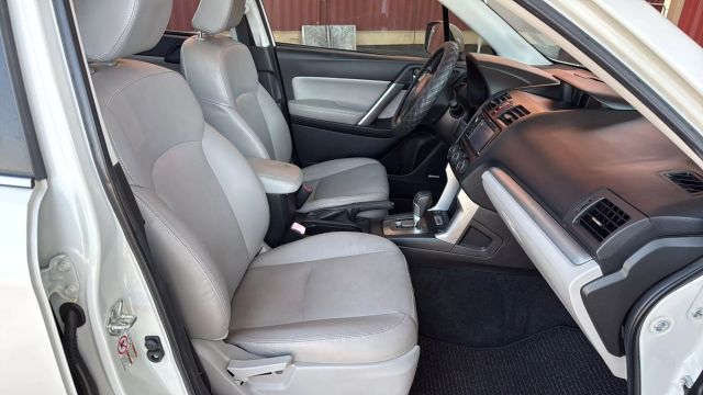 2014 Subaru Forester 2.5i Touring Image 36 of 54