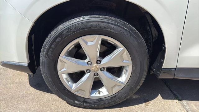 2014 Subaru Forester 2.5i Touring Image 16 of 54