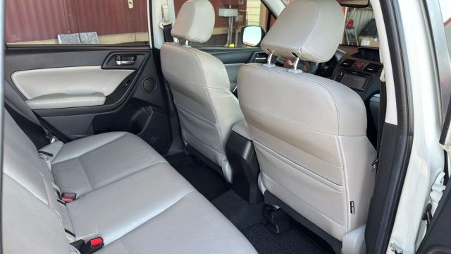 2014 Subaru Forester 2.5i Touring Image 32 of 54