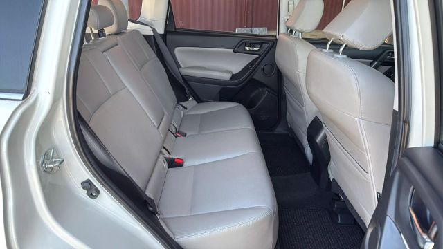 2014 Subaru Forester 2.5i Touring Image 31 of 54
