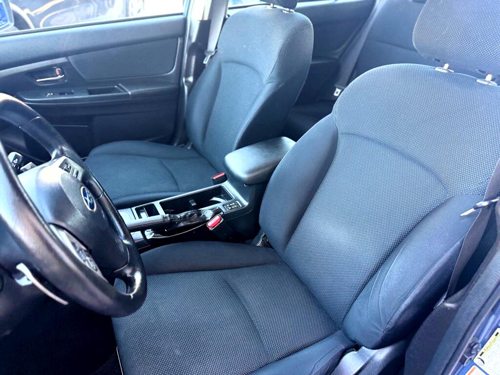 2014 Subaru Impreza 2.0i Premium Image 10 of 27