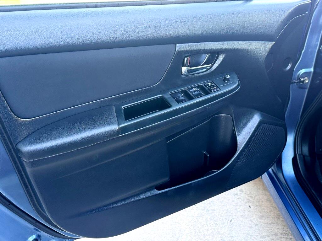 2014 Subaru Impreza 2.0i Premium Image 23 of 27
