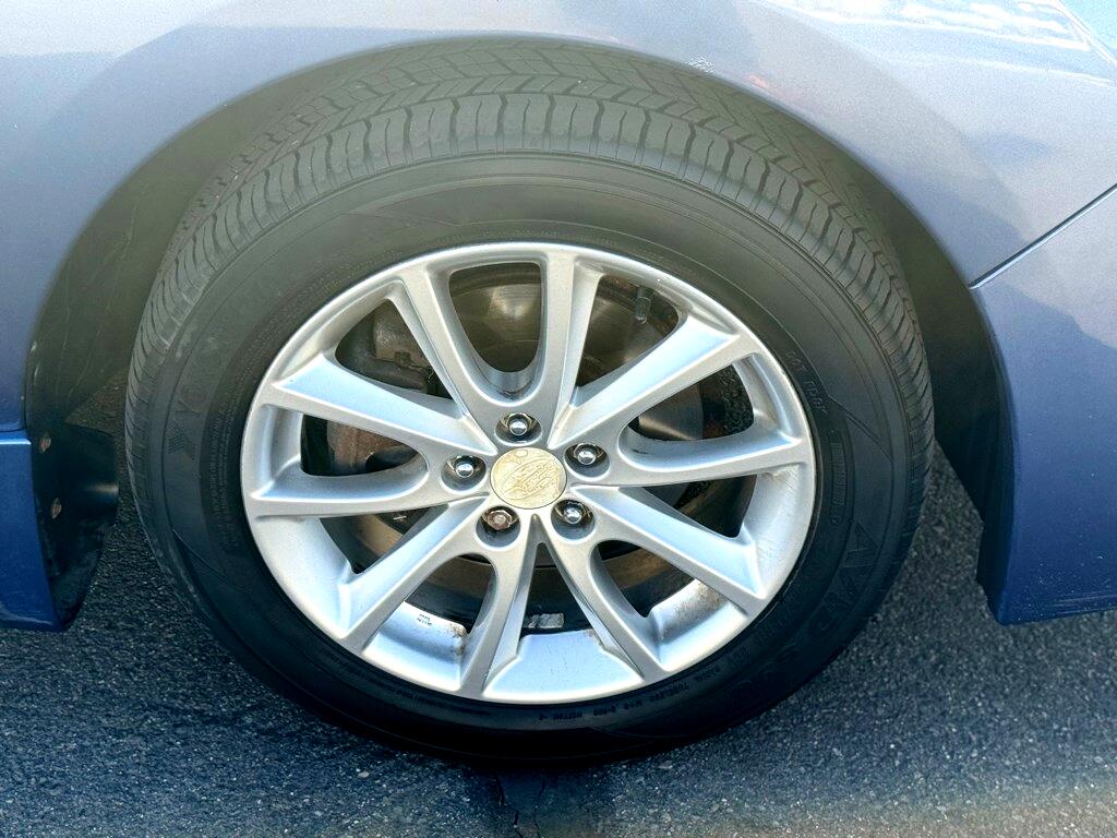 2014 Subaru Impreza 2.0i Premium Image 9 of 27