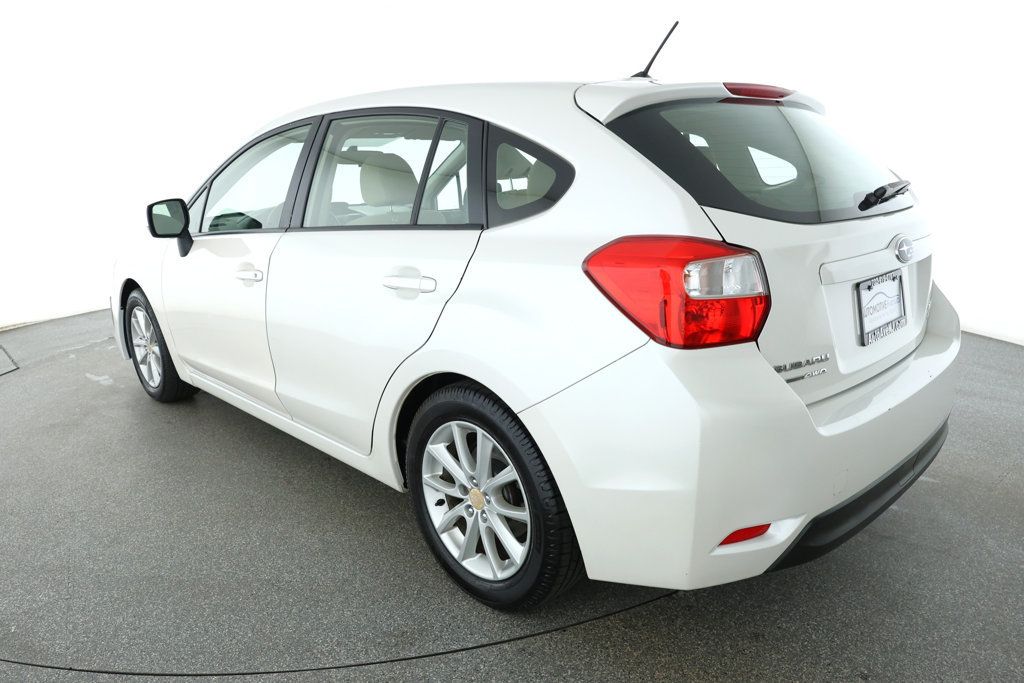 2014 Subaru Impreza 2.0i Premium Image 6 of 23