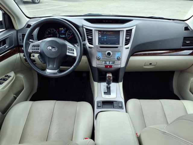 2014 Subaru Legacy 2.5i Limited Image 13 of 29