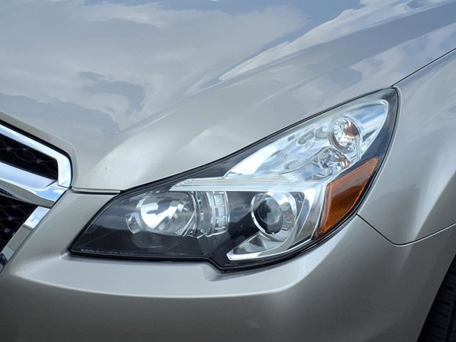 2014 Subaru Legacy 2.5i Limited Image 23 of 29
