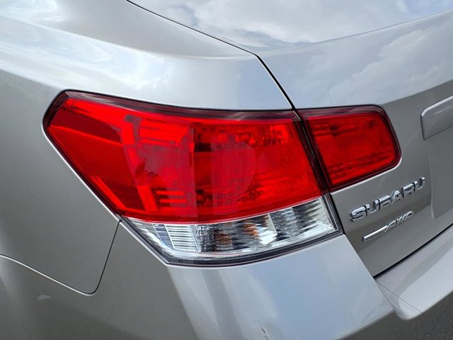 2014 Subaru Legacy 2.5i Limited Image 27 of 29