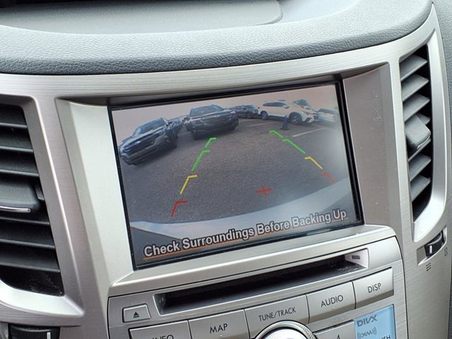 2014 Subaru Legacy 2.5i Limited Image 17 of 29