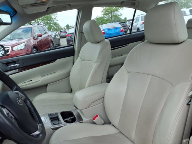 2014 Subaru Legacy 2.5i Limited Image 12 of 29