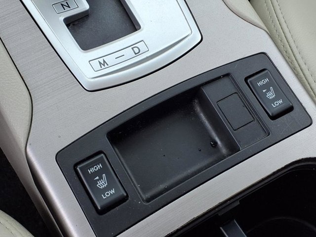 2014 Subaru Legacy 2.5i Limited Image 25 of 29