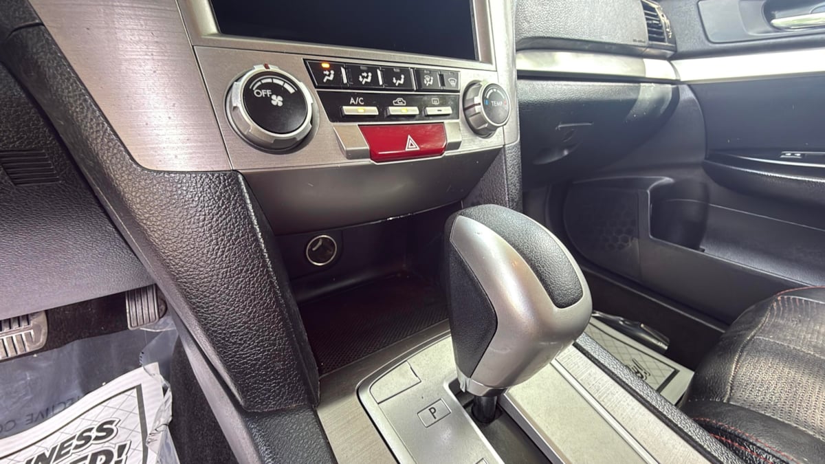 2014 Subaru Outback 2.5i Image 26 of 26