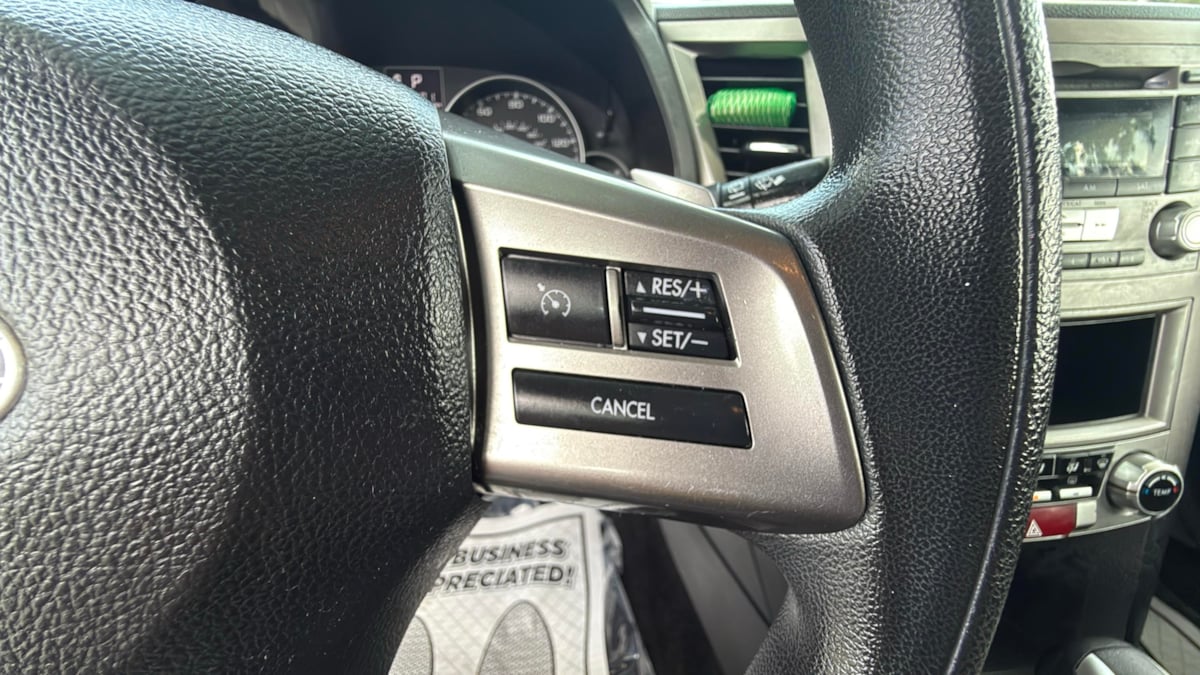2014 Subaru Outback 2.5i Image 25 of 26